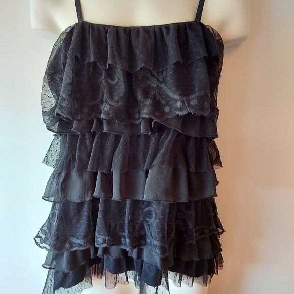 TEMPERANCE ruffle lace tank top - Picture 2 of 11